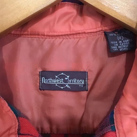 Northwest Territory Red and Navy Plaid Button Up Shirt XL - Picture 7 of 9